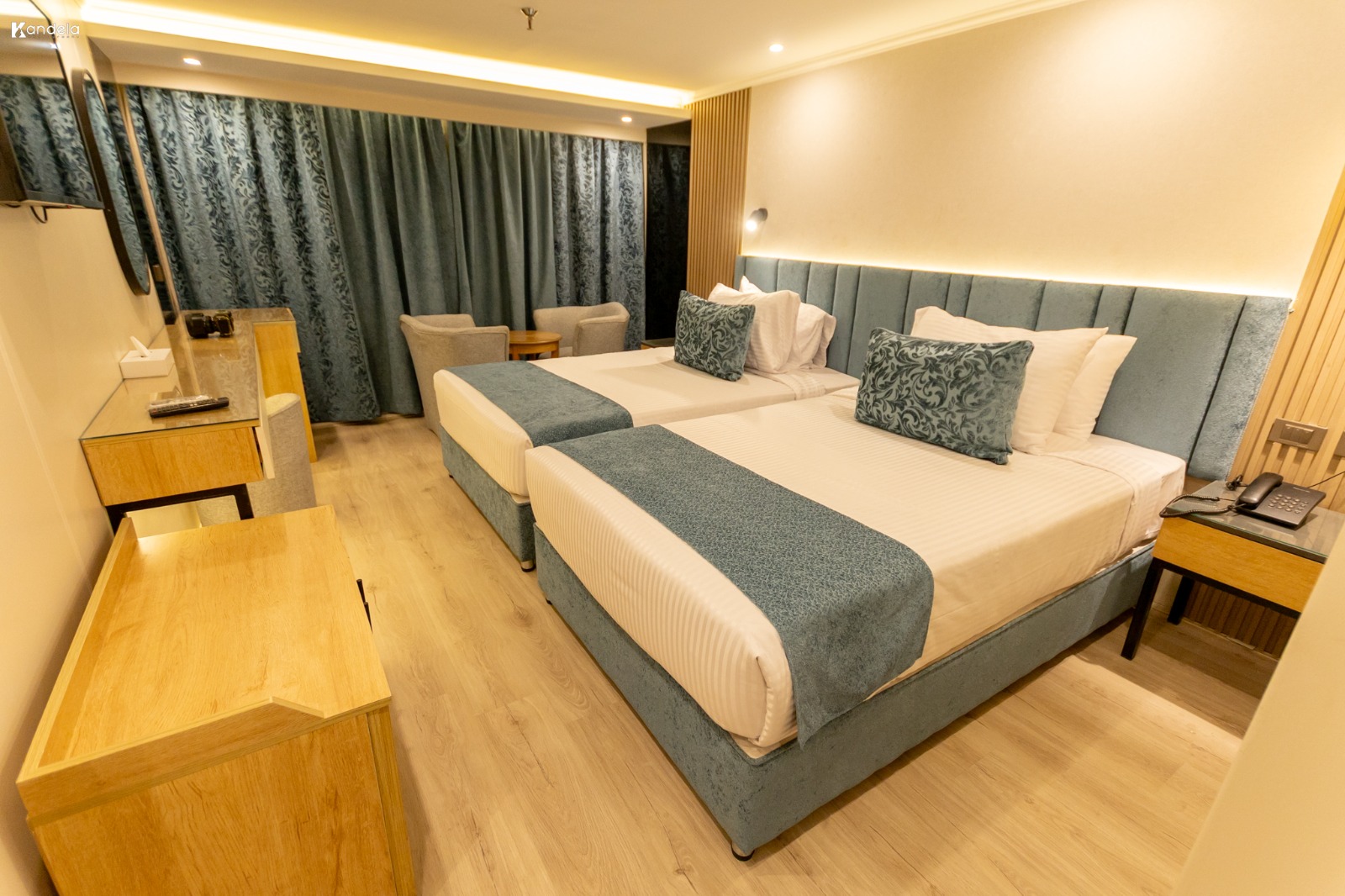 Sundeck pool on MS Al Nabilatan Nile cruise